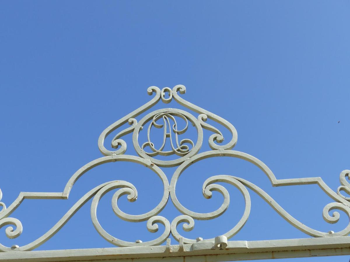 Chateau Du Grand Jardin Valensole Zewnętrze zdjęcie